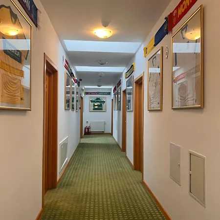 Hotel Jasmine 3*